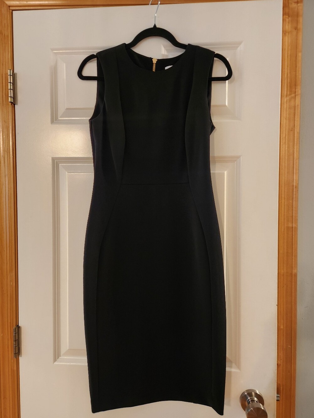 Calvin Klein Black Sleeveless Midi Sheath Dress